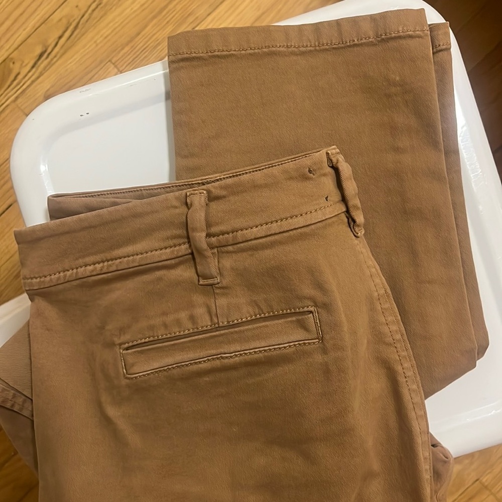 Lou & Grey Cropped Brown Pant - size 4